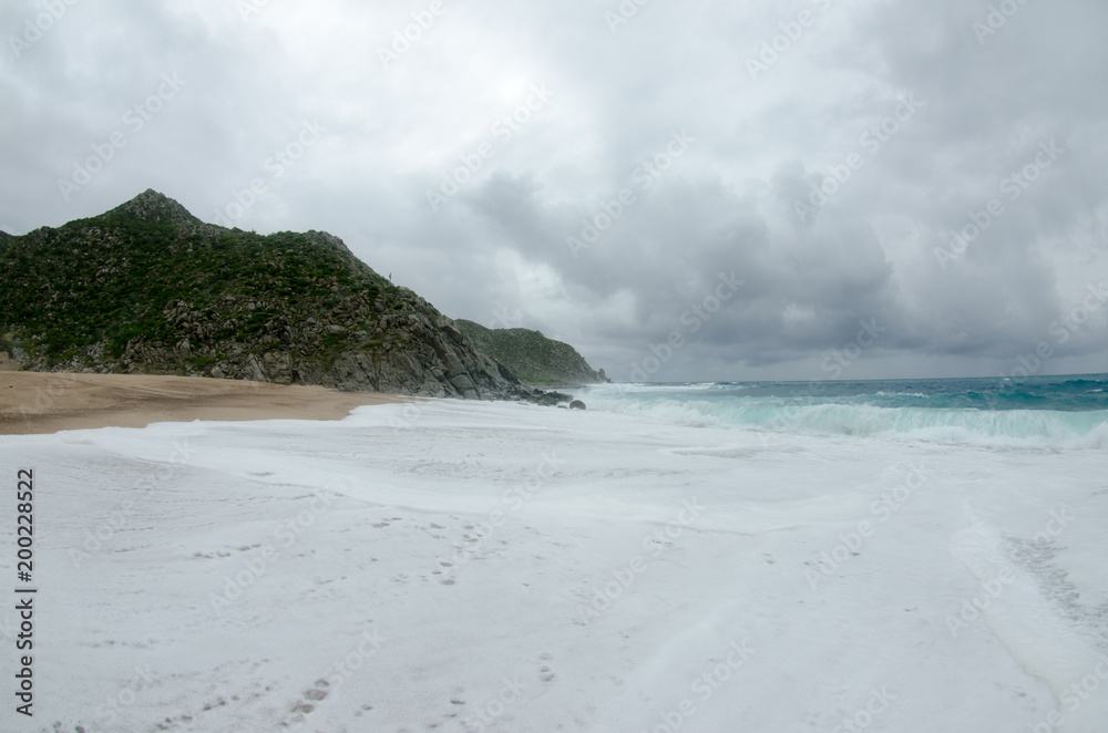 Obraz premium Scenics from the bay of Cabo Pulmo, where the desert meets the sea, Baja California sur Mexico.