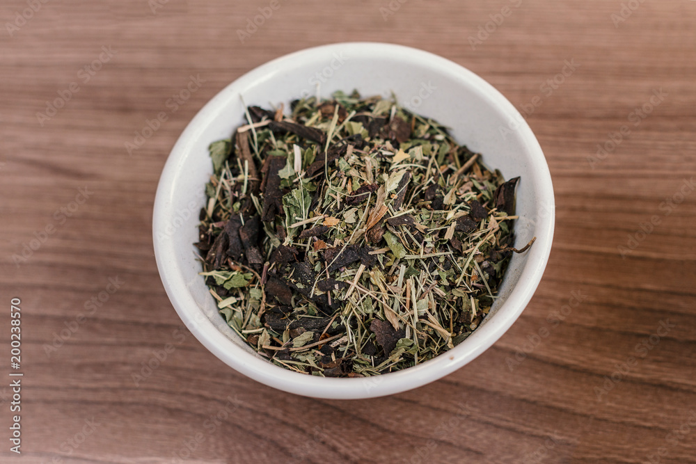 Fototapeta premium tea leaves are cooked for brewing