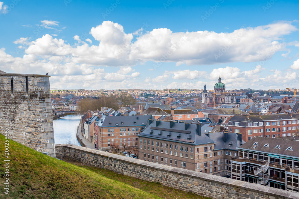 Vue générale de la ville de Namur en Belgique