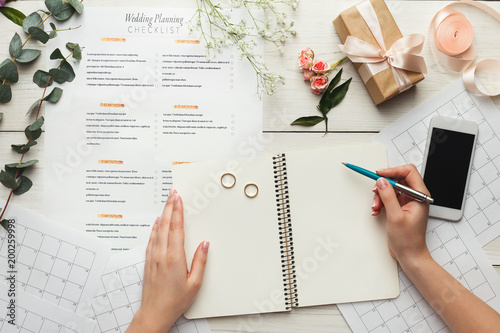Bridal background with planner checklist