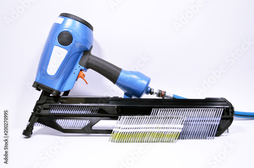 pneumatic nail gun