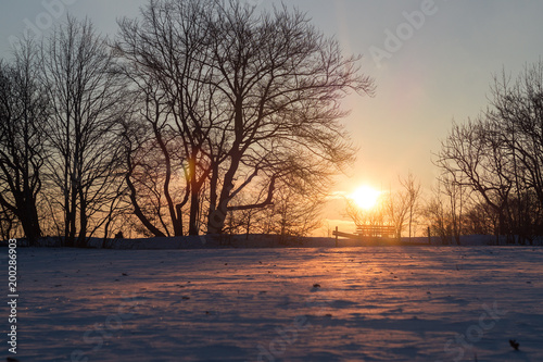 Sonnenaufgang auf der Schwäbischen Alb im Winter
