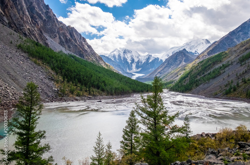 Mountain landscape. The dead mountain lake of Maash in the Altai Republic.