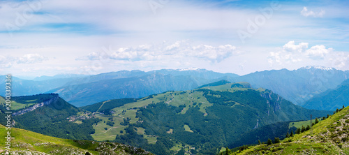 View over Lake Ga rda  Italian Alps