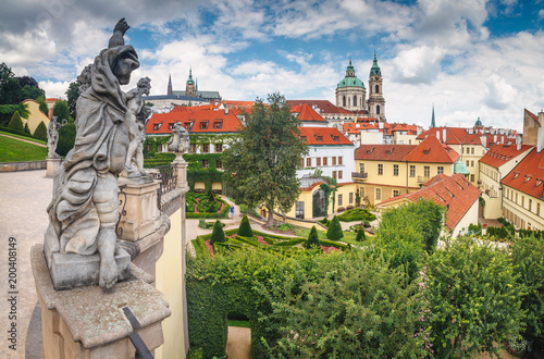 Obraz na płótnie Beautiful summer view on St Vitus cathedral from Vrtba garden (18th century), Prague w salonie