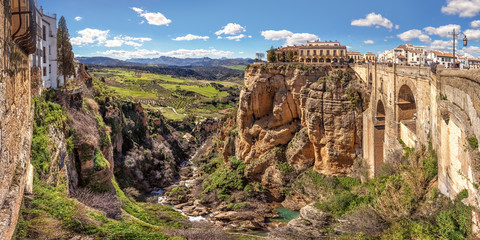 Canvas schilderij Ronda Puente Nuevo Puente Nuevo en steile rotsen Ronda  © Ingo Bartussek