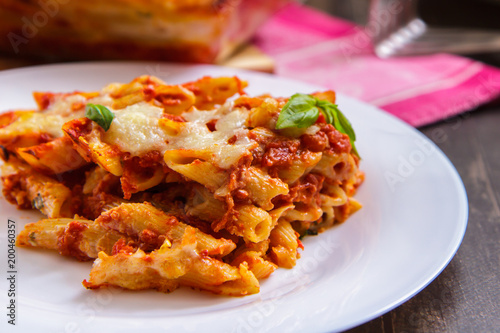 Homemade pasta bake with ham and cheese