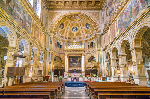 Tableau sur toile Basilica of Saint Lawrence in Damaso in Rome, Italy.