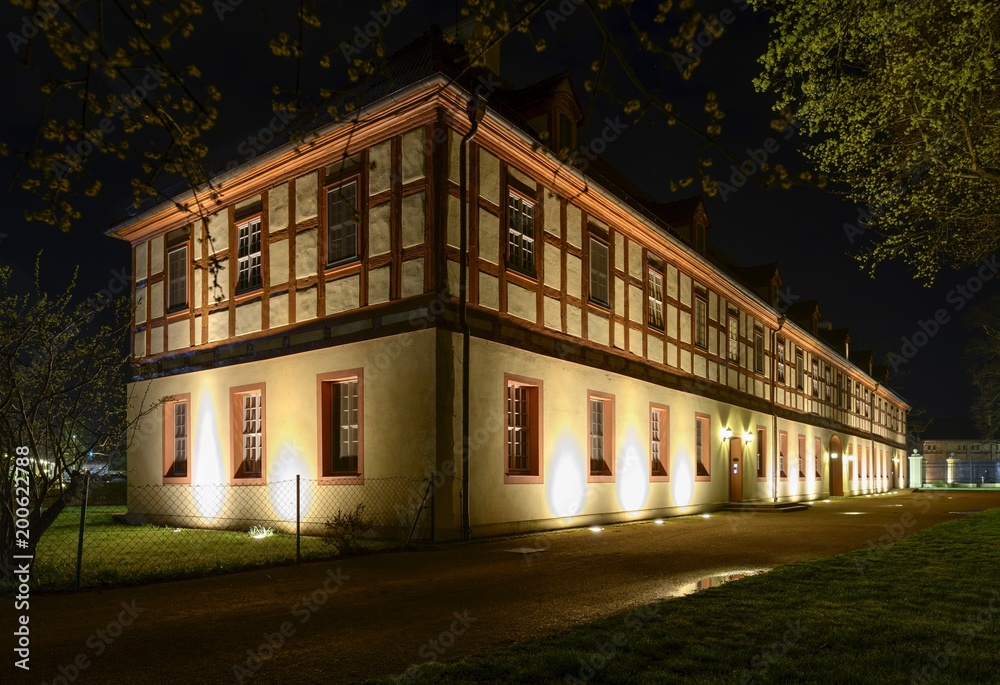 Der Marstall im Schlosspark Lübbenau bei Nacht Der Marstall im Schlosspark Lübbenau bei Nacht