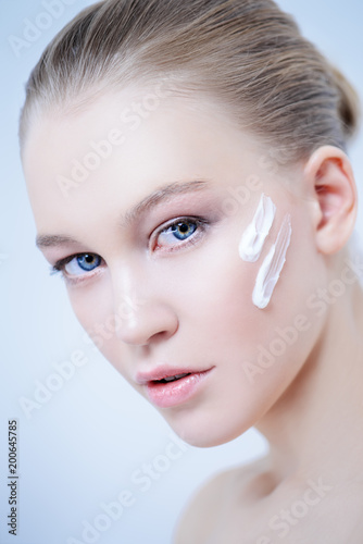 apply face cream