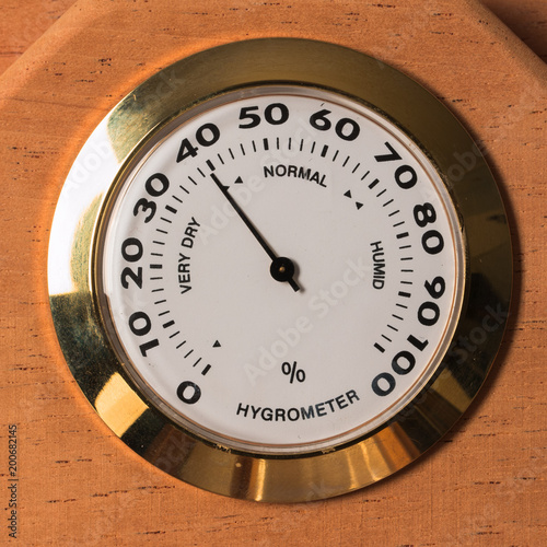 hygrometer scale photo