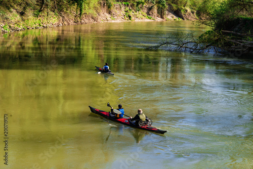 Kanuten in den Donauauen