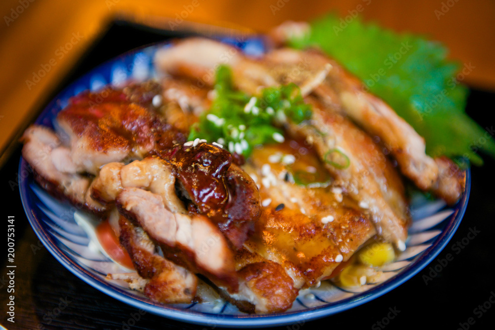 Fototapeta premium Delicious grilled chicken on dish