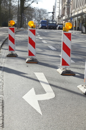Verkehrszeichen Baustellenabsperrung © detailfoto