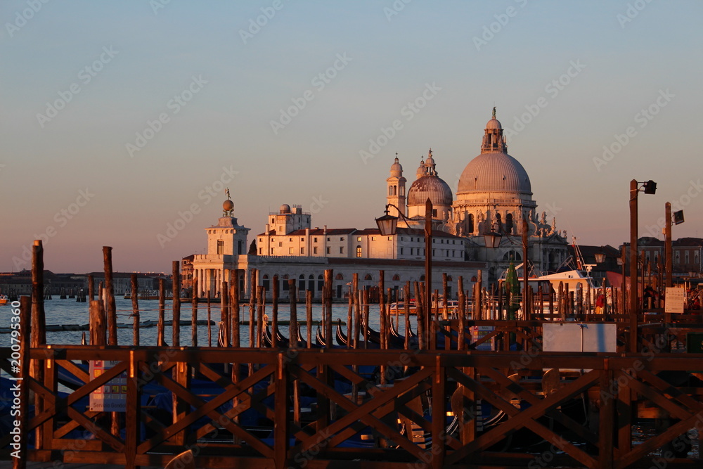 Venedig im Sonnenaufgang II