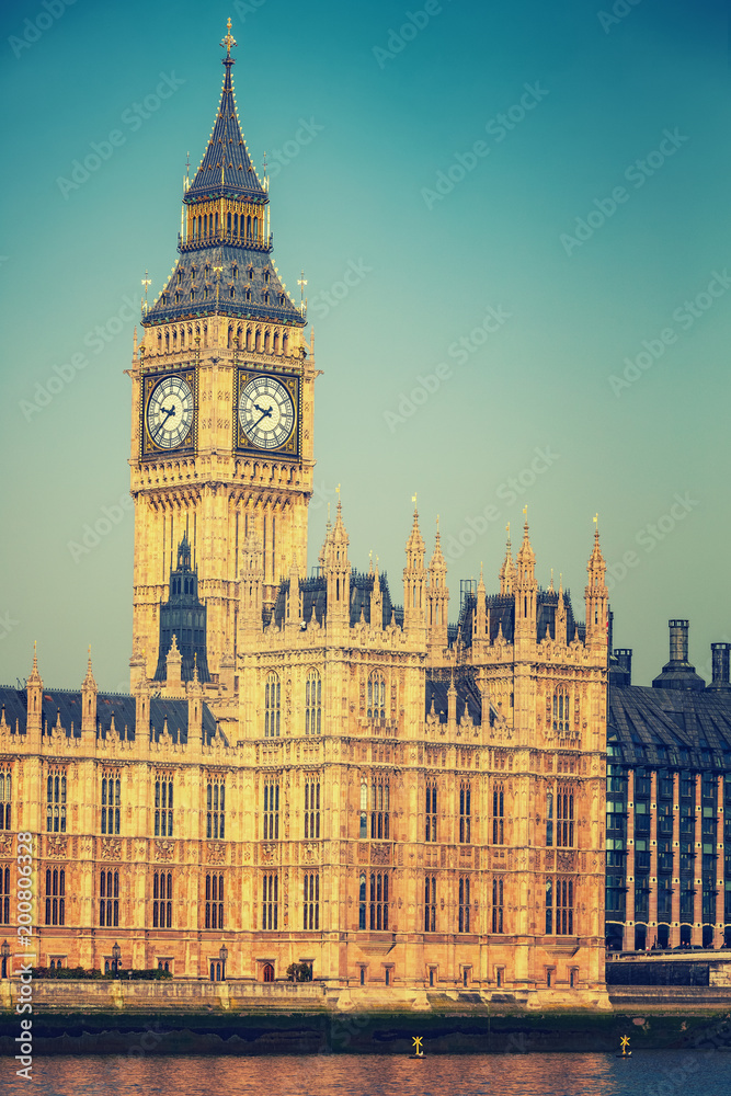 Fototapeta premium Big Ben and houses of parliament in London, UK