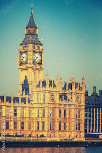 Big Ben and houses of parliament in London, UK