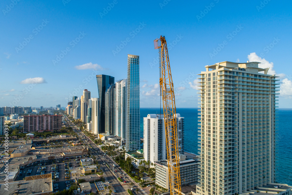 Obraz premium Skyscrapers of Sunny Isles Beach FL
