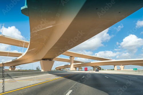 Canvas Print Crossing interstates in Florida