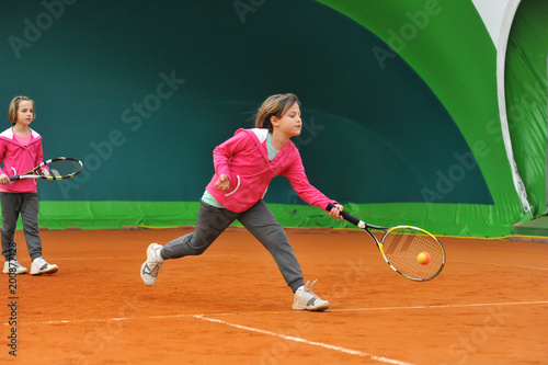 tennis school indoor © Gianni Caito