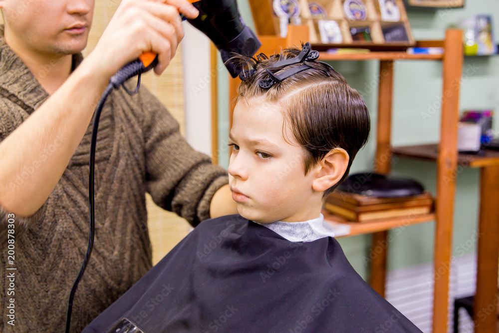 kid in barbershop kid in barbershop