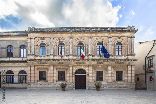 Obraz na plátně Palazzo della Sovrintendenza, Siracusa, Sicily, Italy