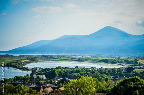 Wallpaper Mural Lake and mountain Torontodigital.ca