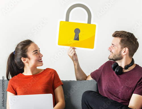 Εκτύπωση καμβά Couple with cyber security lock icon