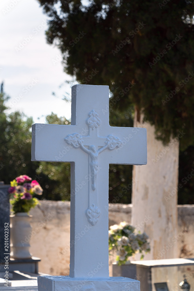 The cross in the cemetery