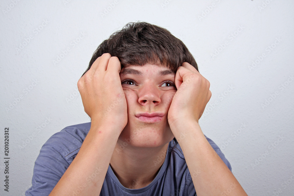Lustloser Junge Lustloser Junge