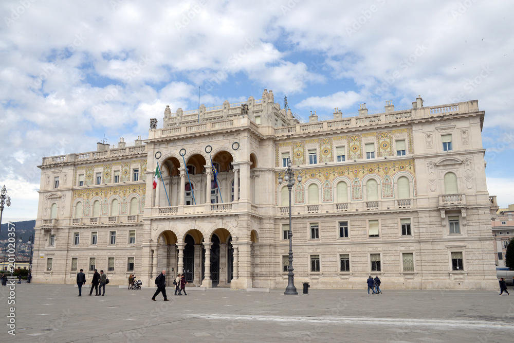 Palais du gouvernement à Trieste 