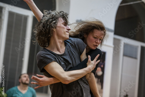 dancers improvise. contemporary dance performing