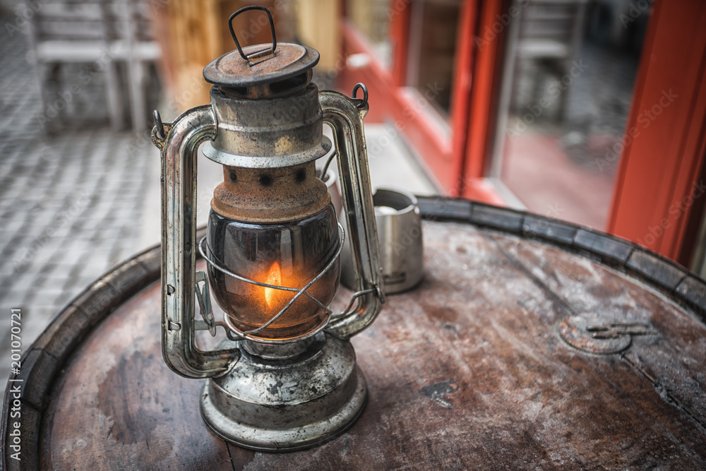 Old on sale type lamp