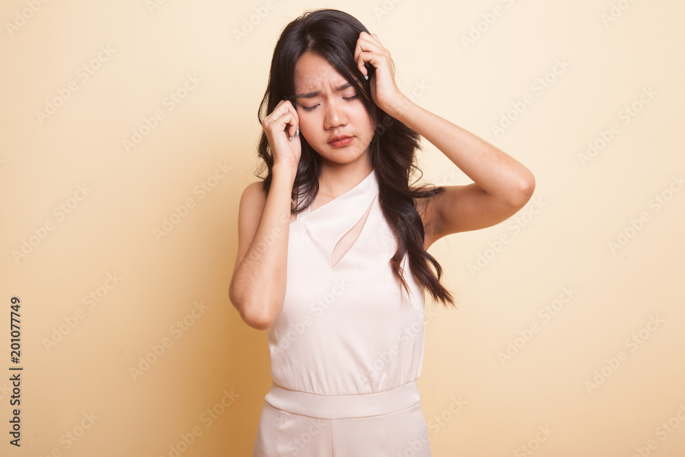 Young Asian woman got sick and headache. Young Asian woman got sick and headache.