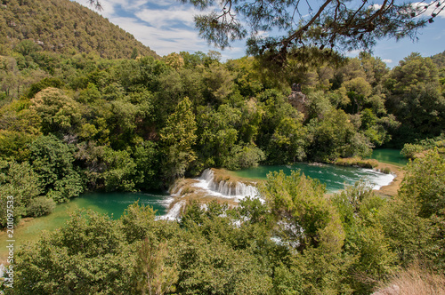 O Parque Nacional de Krka situa-se na Croácia e é muito conhecido pelas suas sete cascatas photo