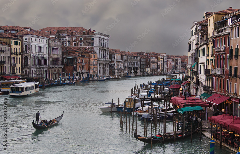 Fototapeta premium Gondolas mooring line in Canal Grande. Venice, Italy