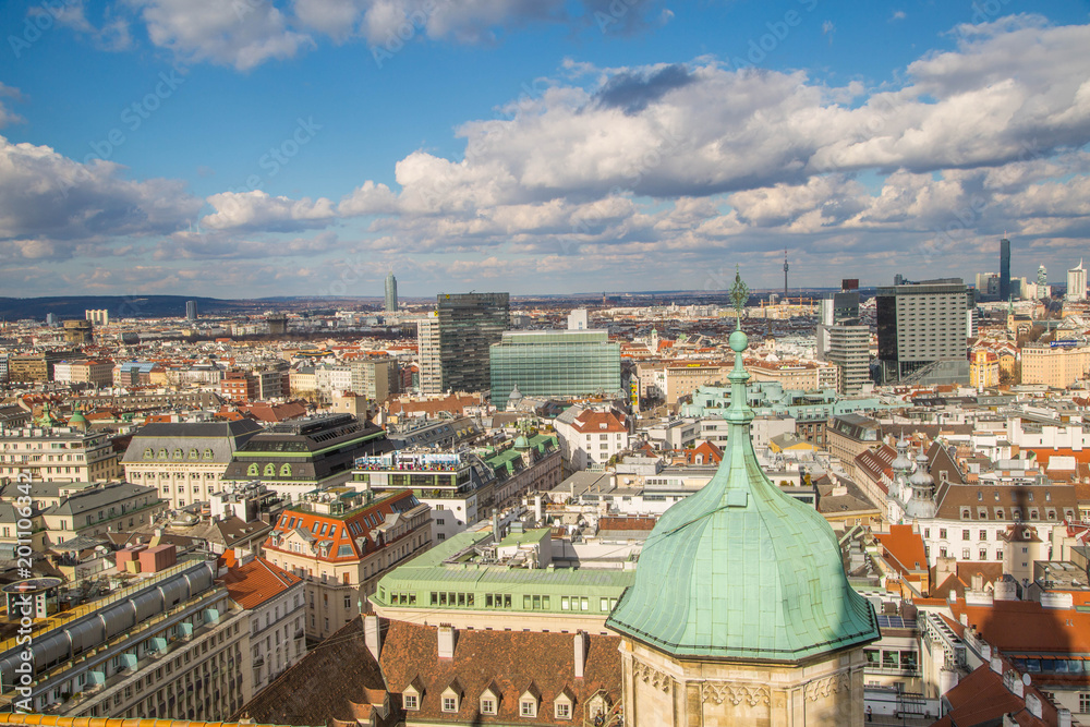 Panorama, Altstadt und Sehenswürdigkeiten von Wien, Österreich