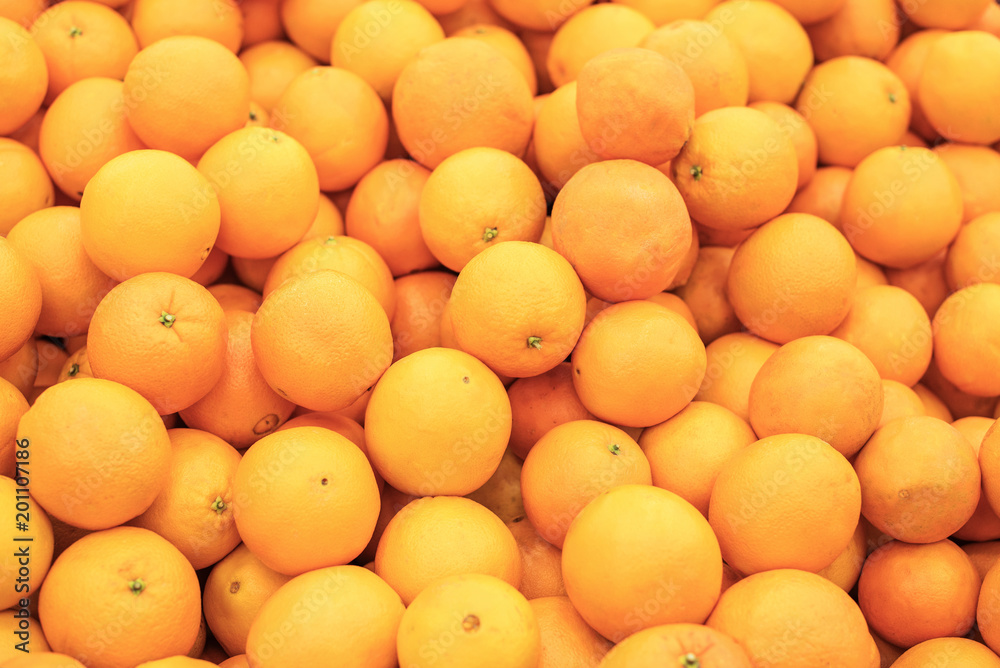 Ripe round oranges Ripe round oranges