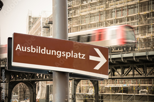 Schild 302 - Ausbildungsplatz