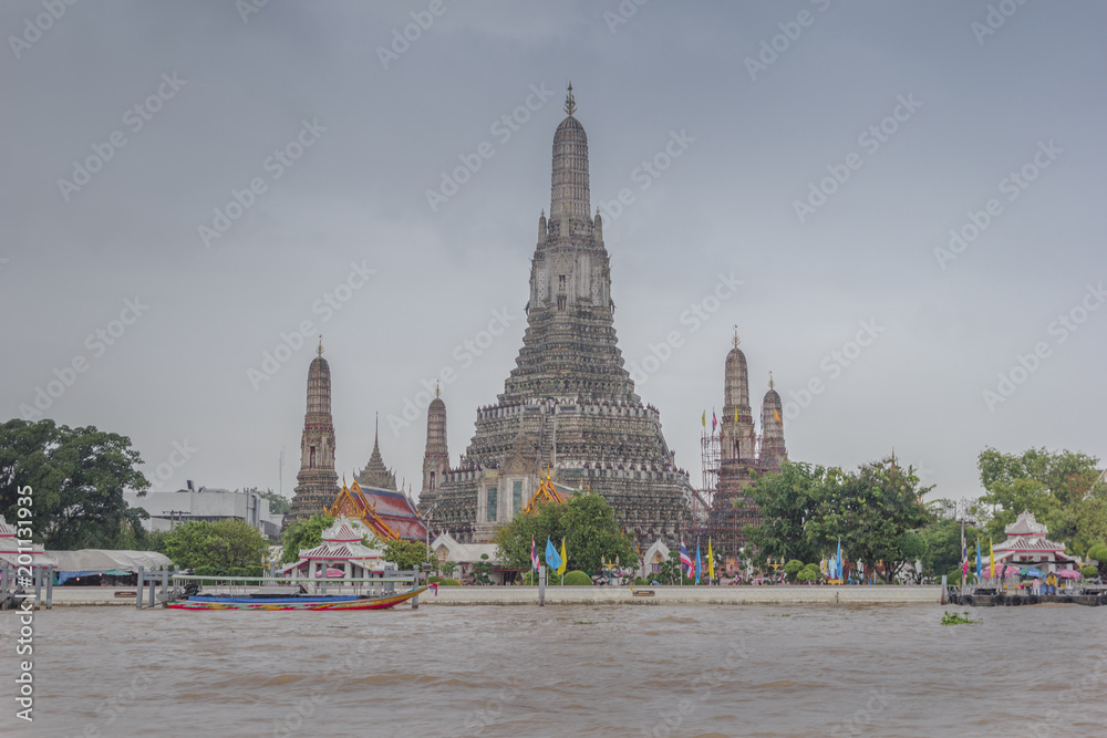 Naklejka premium Wat Arun Bangkok