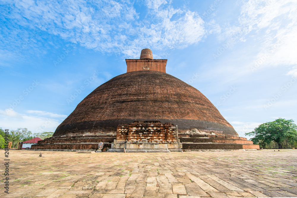 Ancient City of Anuradhapura, Jetvanarama Dagoba, aka Jetvanaramaya Stupa, Cultural Triangle, Sri Lanka, Asia