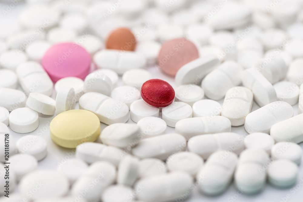 Many white tablets are one yellow and four red Many white tablets are one yellow and four red