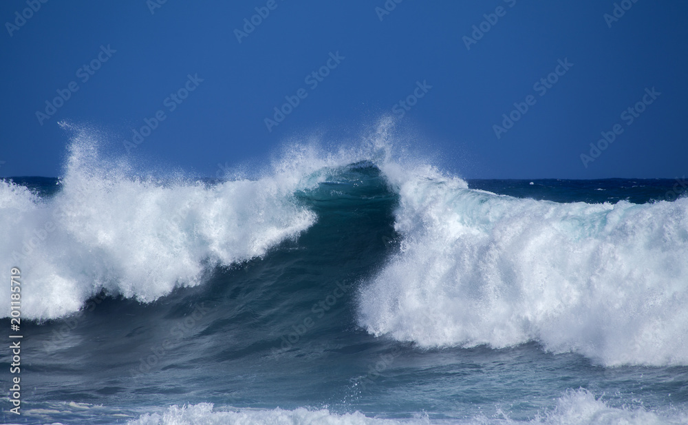 Gran Canaria, foamy waves