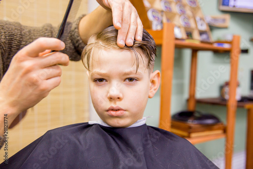 kid in barbershop