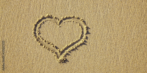 Herz im Sand