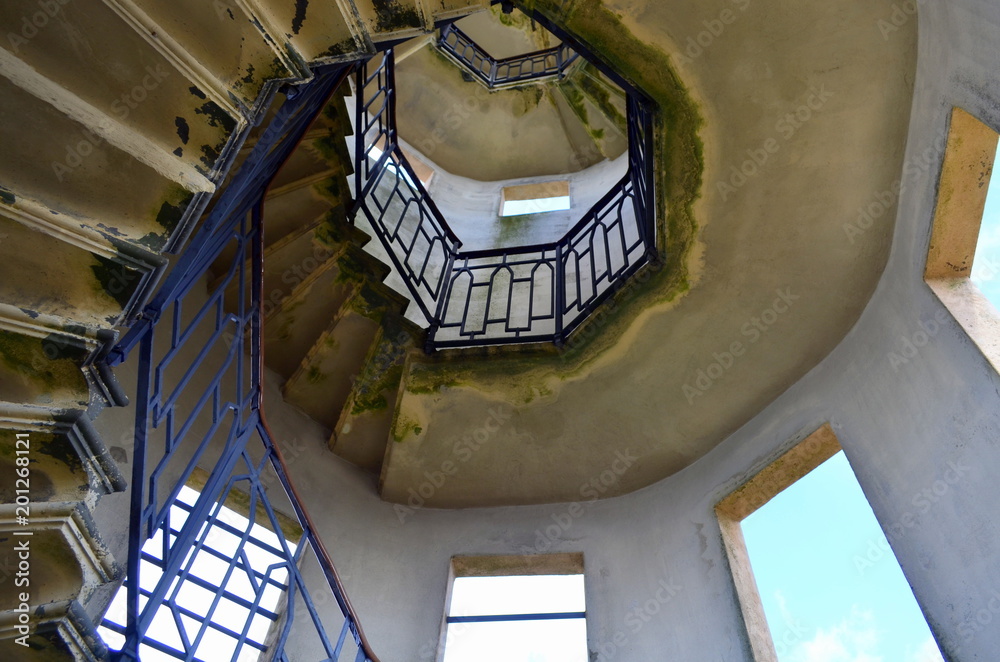 Obraz premium Volta lighthouse in Brunate, Como