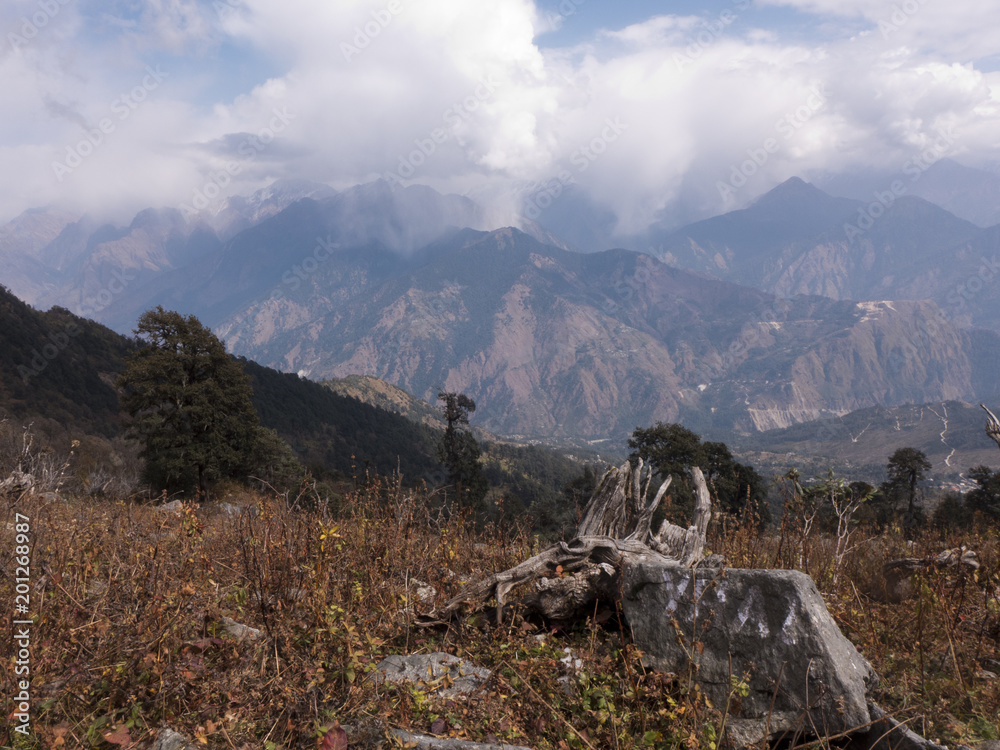 Plakat Wanderung durch das Himalaya Gebiet von Uttarakhand in Indien