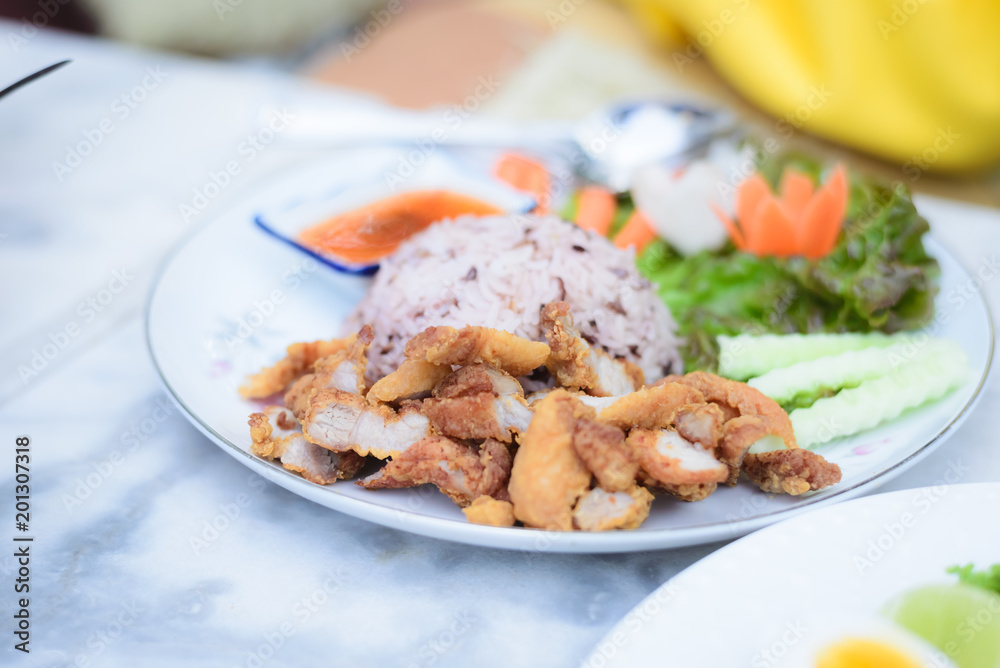 Fried and steamed chicken rice. Fried and steamed chicken rice.