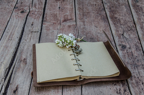 Reisetagebuch Tagebuch Notizbuch vintage mit Anker und Blumen