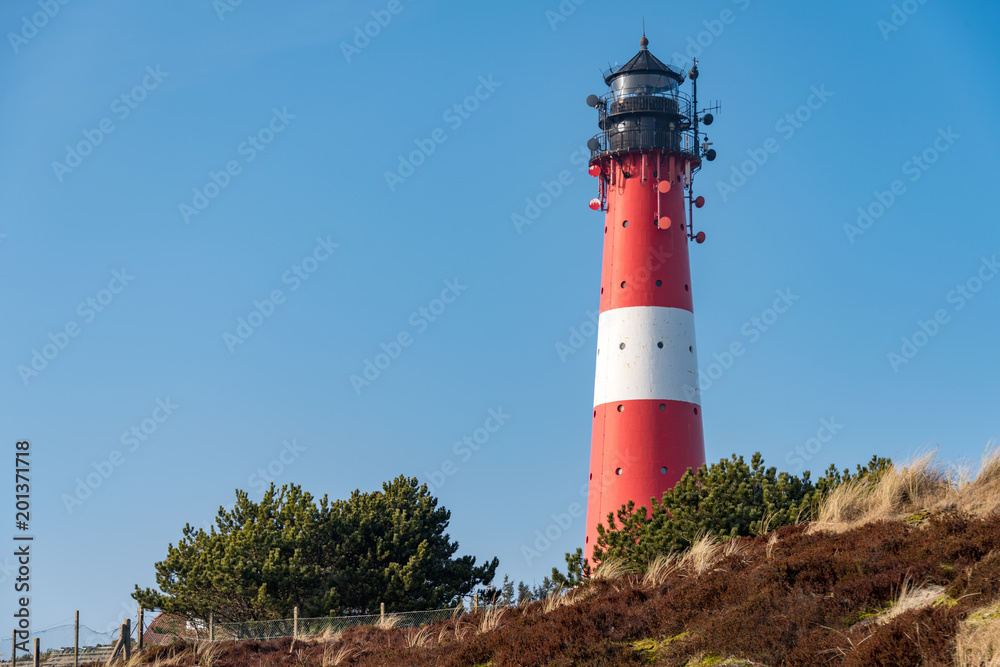 Dünen und Leuchtturm auf der Nordseeinsel Sylt